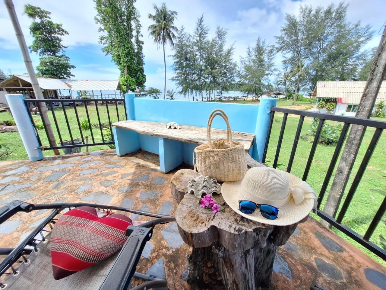 Miss You Beach Resort Koh Mak Bagian luar foto